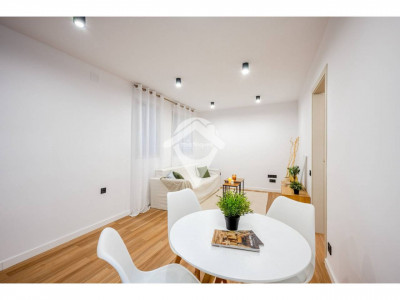 ACOGEDOR APARTAMENTO REFORMADO ZONA CREU