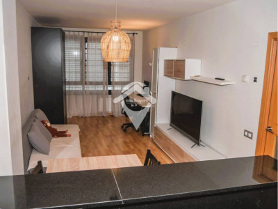 ACOGEDOR PISO-BAJOS EN SABADELL