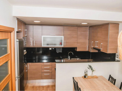 ACOGEDOR PISO-BAJOS EN SABADELL