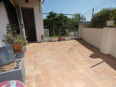 ACOGEDORA Y CASA TODA EXTERIOR CON GARAJE CENTRO DE SANT QUIRZE DEL VALLES