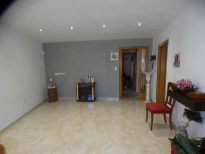 ACOGEDORA Y CASA TODA EXTERIOR CON GARAJE CENTRO DE SANT QUIRZE DEL VALLES