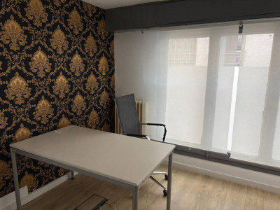 Alquiler de local comercial en Sabadell para oficinas , despachos...