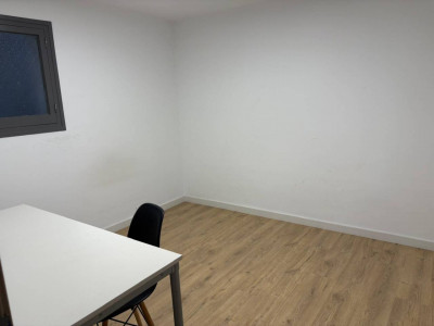 Alquiler de local comercial en Sabadell para oficinas , despachos...
