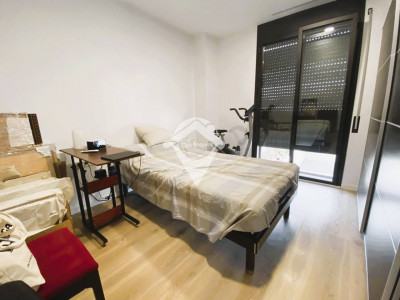 ALQUILER VIVIENDA CON PARKING Y TRASTERO ZONA DE LA CREU ALTA-SABADELL