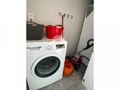 ALQUILER VIVIENDA CON PARKING Y TRASTERO ZONA DE LA CREU ALTA-SABADELL