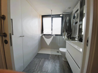 ALQUILER VIVIENDA CON PARKING Y TRASTERO ZONA DE LA CREU ALTA-SABADELL