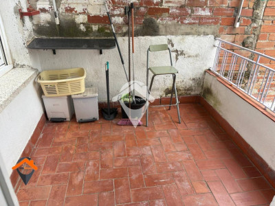 AMPLIA CASA EN CALLE TRANQUILA CON PATIO Y TERRAZA