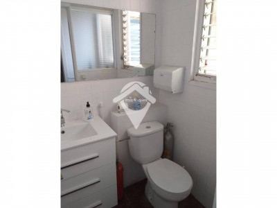 AMPLIO PISO CON BALCON EN PLENO CENTRO SABADELL
