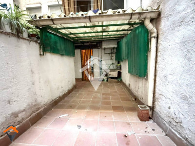 AMPLIO PISO CON PATIO AL LADO AVDA BARBERA-SABADELL