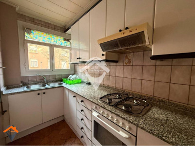 AMPLIO PISO CON PATIO AL LADO AVDA BARBERA-SABADELL