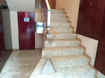 AMPLIO PISO EN PLENO CENTRO