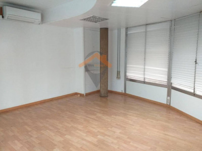 AMPLIO PISO EN PLENO CENTRO