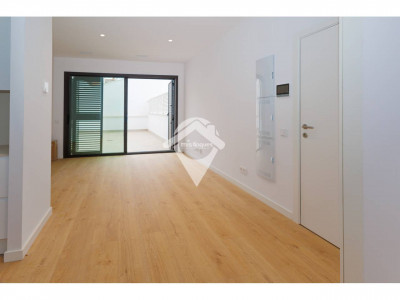BAJOS CON PATIO OBRA NUEVA ACABADA EN VENTA SANT QUIRZE DEL VALLES