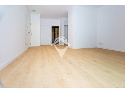 BAJOS CON PATIO OBRA NUEVA ACABADA EN VENTA SANT QUIRZE DEL VALLES