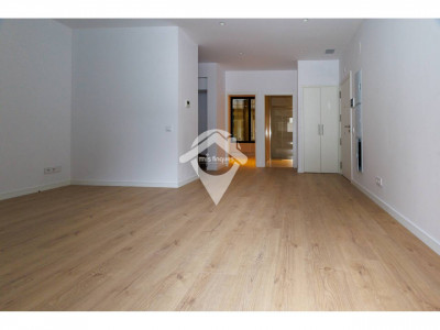 BAJOS CON PATIO OBRA NUEVA ACABADA EN VENTA SANT QUIRZE DEL VALLES