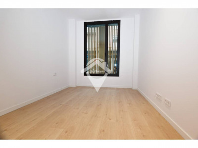 BAJOS CON PATIO OBRA NUEVA ACABADA EN VENTA SANT QUIRZE DEL VALLES