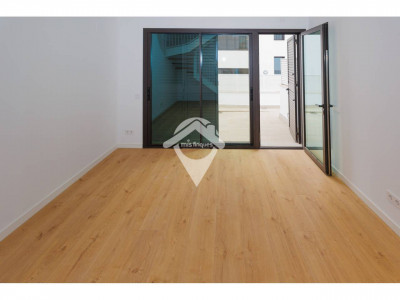 BAJOS DUPLEX INDEPENDIENTE OBRA NUEVA ACABADA EN VENTA EN EL CENTRO DE SANT QUIRZE DEL VALLES