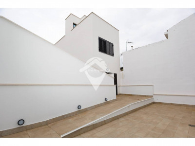 BAJOS DUPLEX INDEPENDIENTE OBRA NUEVA ACABADA EN VENTA EN EL CENTRO DE SANT QUIRZE DEL VALLES