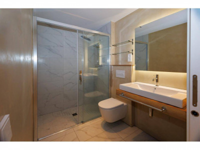 BAJOS DUPLEX INDEPENDIENTE OBRA NUEVA ACABADA EN VENTA EN EL CENTRO DE SANT QUIRZE DEL VALLES