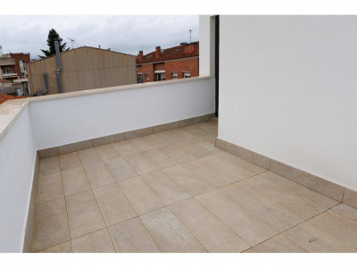 BAJOS DUPLEX INDEPENDIENTE OBRA NUEVA ACABADA EN VENTA EN EL CENTRO DE SANT QUIRZE DEL VALLES