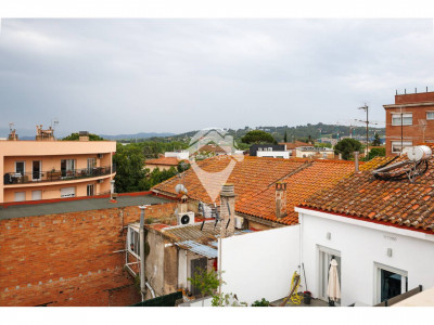BAJOS DUPLEX INDEPENDIENTE OBRA NUEVA ACABADA EN VENTA EN EL CENTRO DE SANT QUIRZE DEL VALLES
