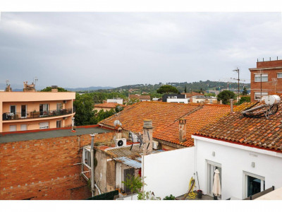 BAJOS DUPLEX INDEPENDIENTE OBRA NUEVA ACABADA EN VENTA EN EL CENTRO DE SANT QUIRZE DEL VALLES