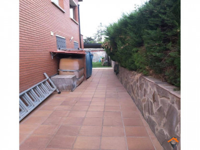 CASA 4 VIENTOS EN BARBERÀ DEL VALLÈS