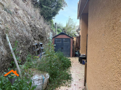 CASA A 3 VIENTOS CON GARAJE Y RODEADA DE NATURALEZA!!!!