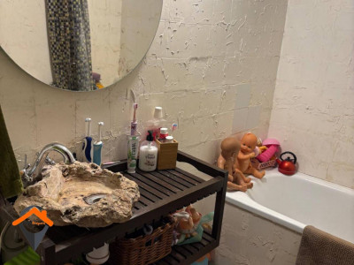 CASA A 3 VIENTOS CON GARAJE Y RODEADA DE NATURALEZA!!!!