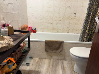 CASA A 3 VIENTOS CON GARAJE Y RODEADA DE NATURALEZA!!!!