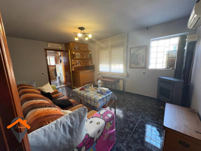 CASA A 4 VIENTOS CON PISCINA!!!!