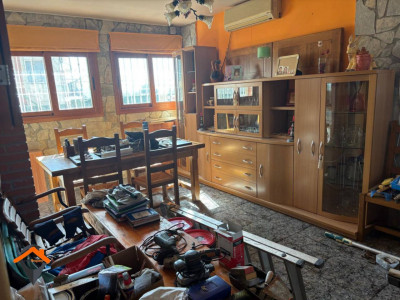 CASA A 4 VIENTOS CON PISCINA!!!!