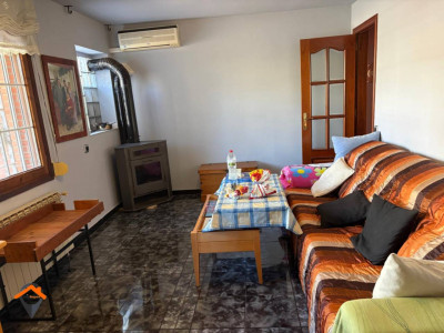 CASA A 4 VIENTOS CON PISCINA!!!!