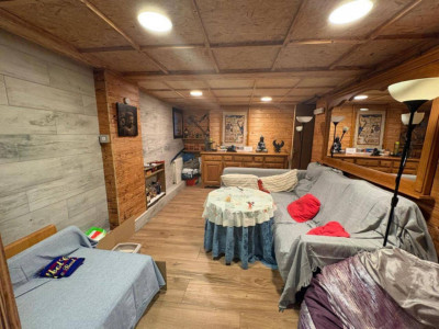 CASA A 4 VIENTOS CON PISCINA!!!!