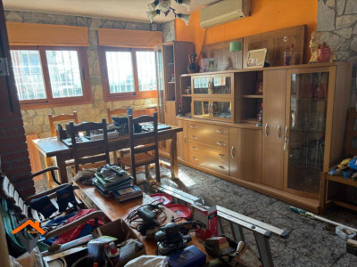 CASA A 4 VIENTOS CON PISCINA!!!!