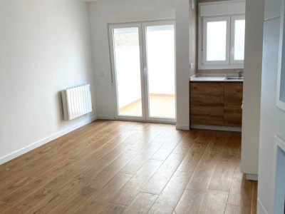 CASA A ESTRENAR CON PATIO 20MTS!!!