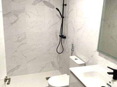 CASA A ESTRENAR CON PATIO 20MTS!!!