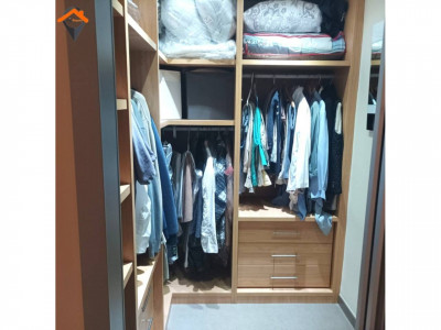 CASA ADOSADA CON JARDÍN Y GARAJE EN EL CASCO ANTIGUO DE CASTELLAR DEL VALLÉS!!!