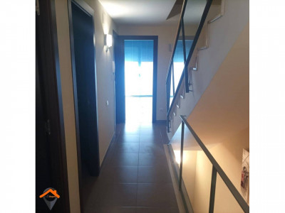 CASA ADOSADA CON JARDÍN Y GARAJE EN EL CASCO ANTIGUO DE CASTELLAR DEL VALLÉS!!!