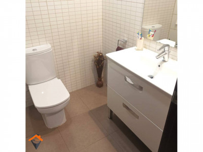 CASA ADOSADA CON JARDÍN Y GARAJE EN EL CASCO ANTIGUO DE CASTELLAR DEL VALLÉS!!!