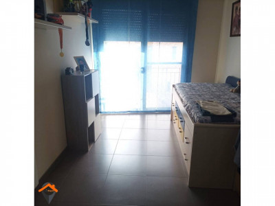 CASA ADOSADA CON JARDÍN Y GARAJE EN EL CASCO ANTIGUO DE CASTELLAR DEL VALLÉS!!!