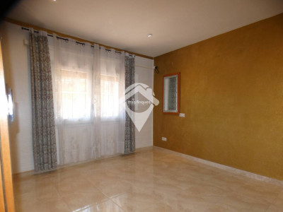 CASA CANTONERA CON GARAJE Y LOCAL EN EL CENTRO DE SANT QUIRZE DEL VALLES