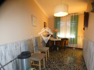 CASA CANTONERA CON GARAJE Y LOCAL EN EL CENTRO DE SANT QUIRZE DEL VALLES