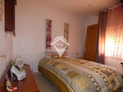 CASA CANTONERA CON GARAJE Y LOCAL EN EL CENTRO DE SANT QUIRZE DEL VALLES