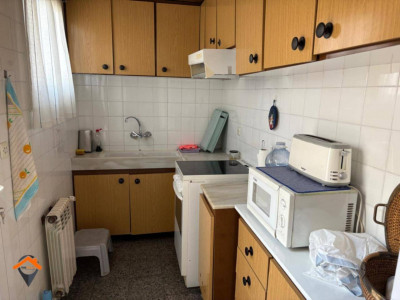 CASA CON 2 GARAJES DE 80M2 CADA UNO, PATIO Y TERRAZA!!!