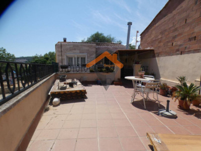 CASA CON GARAJE Y LOCAL EN EL CENTRO DE SANT QUIRZE DEL VALLÉS!!!