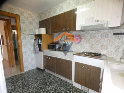 CASA CON GARAJE Y LOCAL EN EL CENTRO DE SANT QUIRZE DEL VALLÉS!!!