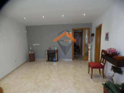 CASA CON GARAJE Y LOCAL EN EL CENTRO DE SANT QUIRZE DEL VALLÉS!!!