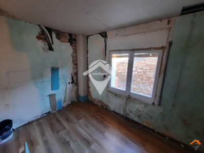 CASA CON MUCHAS POSIBLIDADES