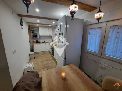 CASA CON MUCHAS POSIBLIDADES